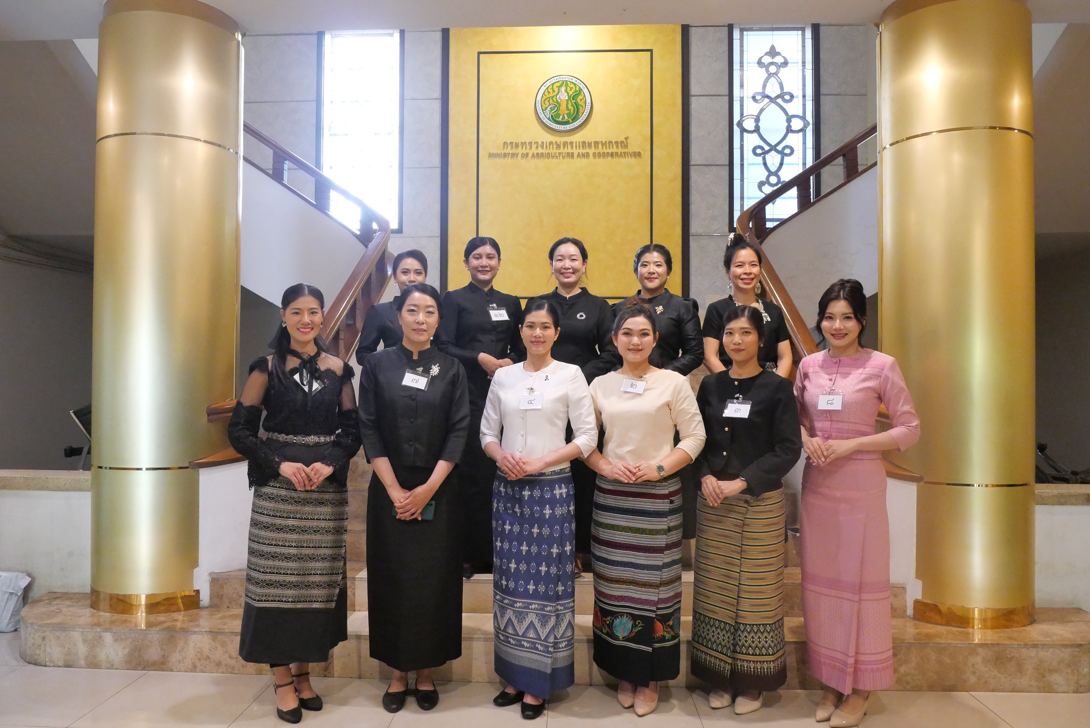 title - ผู้อำนวยการสำนักบริหารกลาง ประชุมคณะกรรมการคัดเลือกเทพีคู่หาบเงิน ประจำปี 2569 ครั้งที่ 1/2569